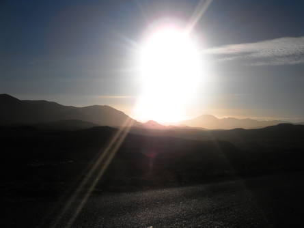 Sun over hills (pic)